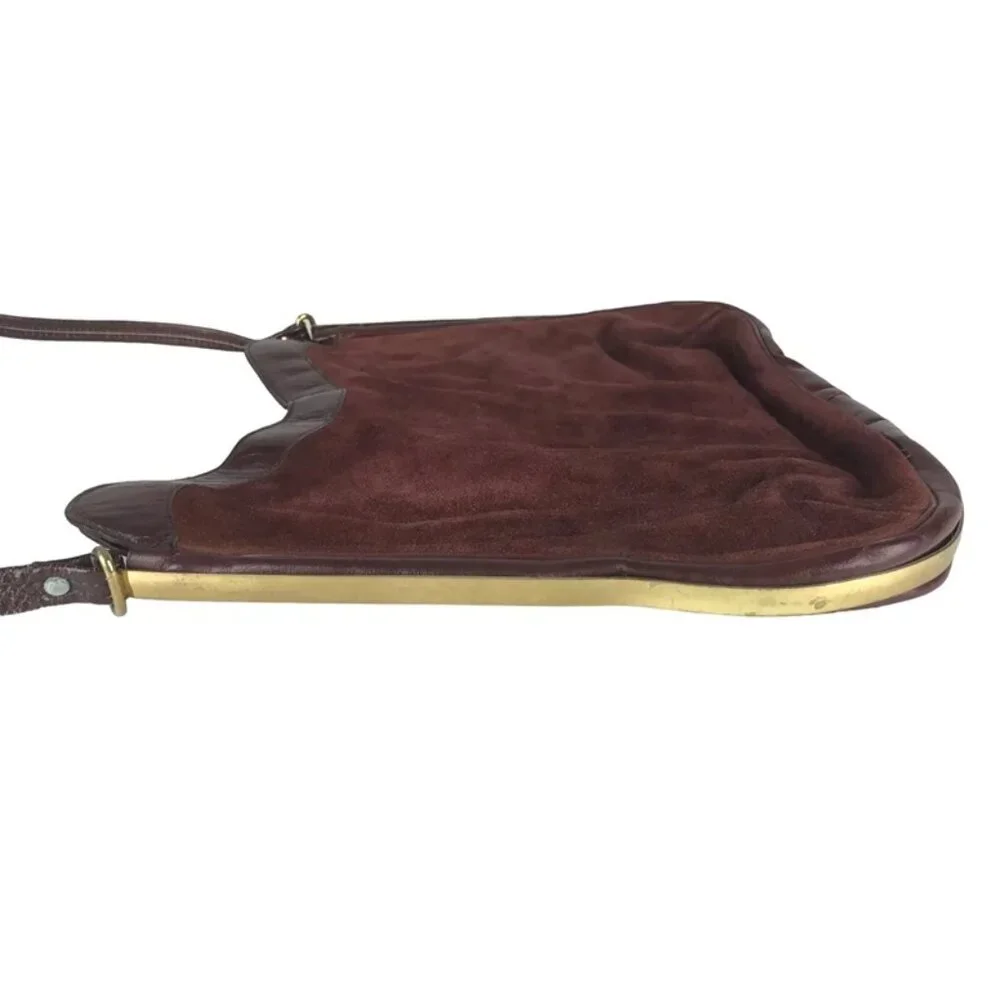 Letisse Womens Burgandy Leather Inner‎ Zip Pockets Snap Shoulder Strap Bag